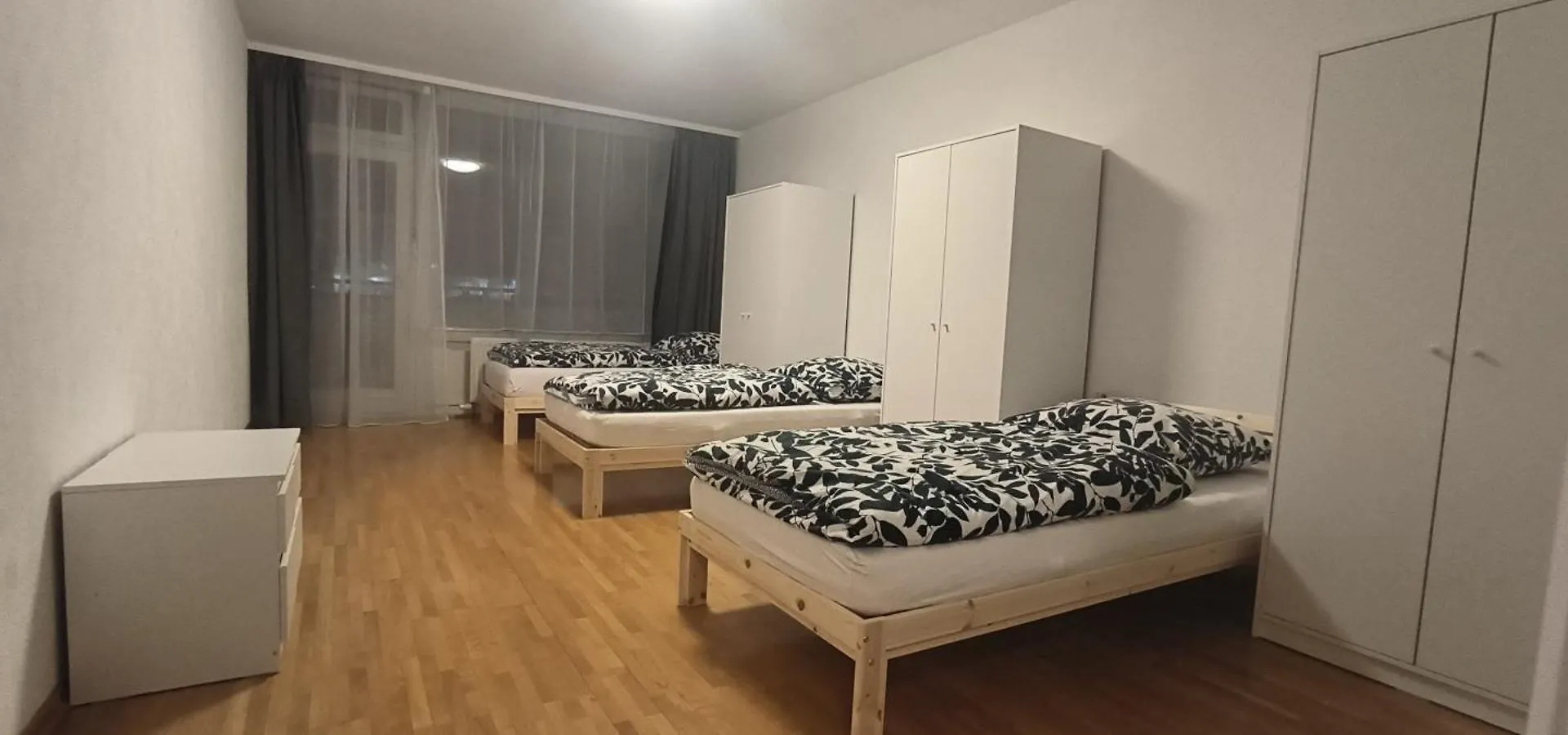 Mindestbuchung 3 Monate!!! Optimal Gelegen In Ni, Nur 10 Km Nach Frankfurt Main Und Zum Flughafen Apartment Neu-Isenburg